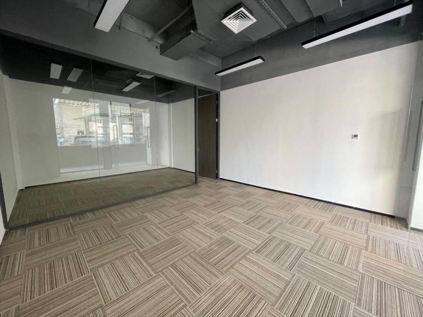 石岩官田地铁口精装修35至300平写字楼办公室出租带中央空调