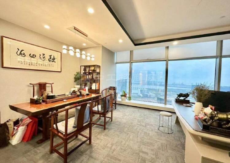 VR实拍，全新豪装丨深圳湾1号丨500平带家私，办公室出租9