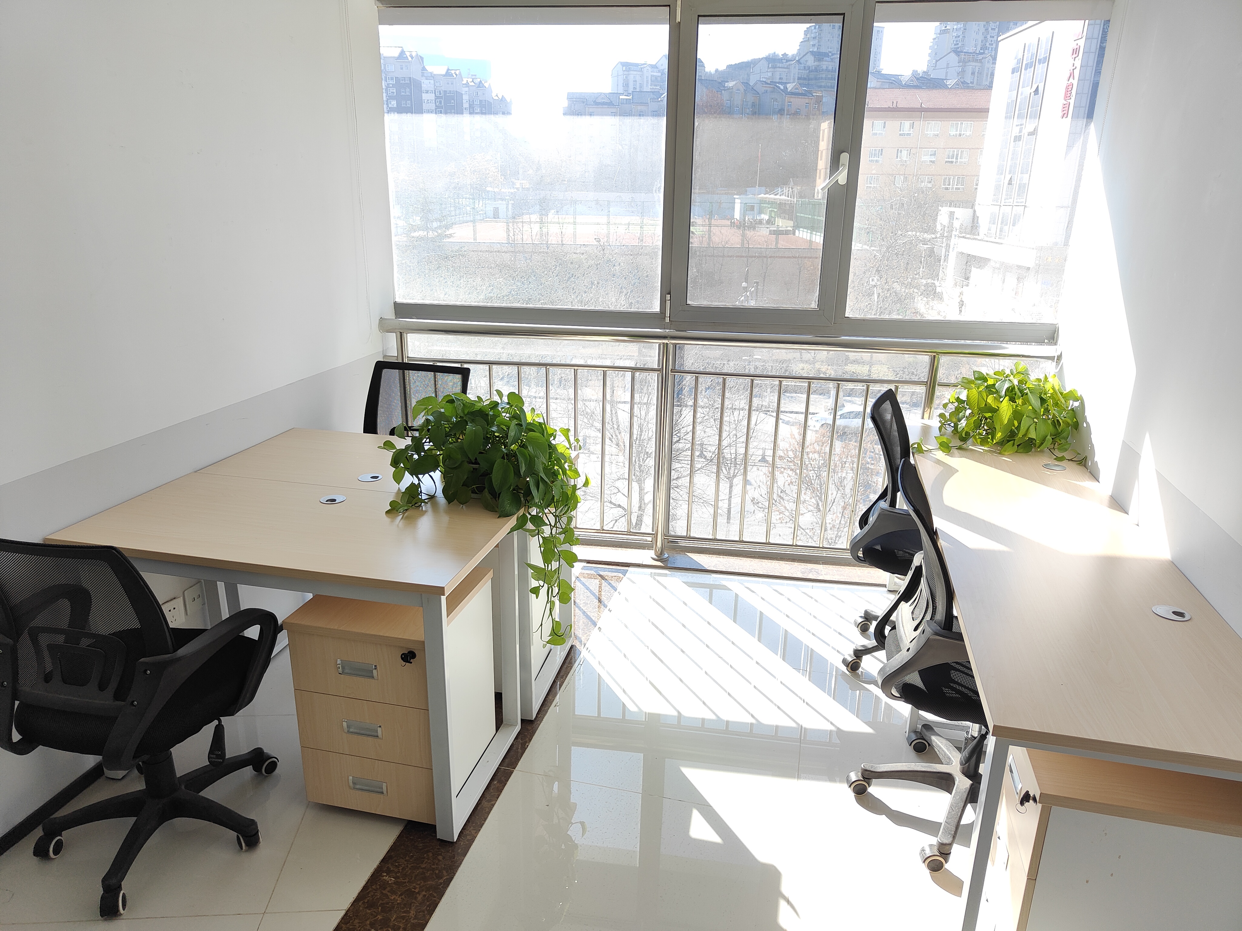 银荷大厦联合办公独立办公空间带家具精装办公室