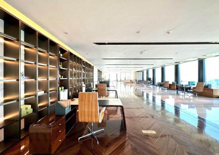 南山前海金融中心800平开发商高层看海景办公室全套办公家具4