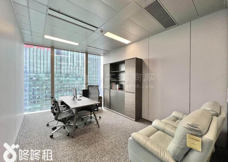 汉京金融中心160平！带全新家私精装办公室！户型方正采光好！9
