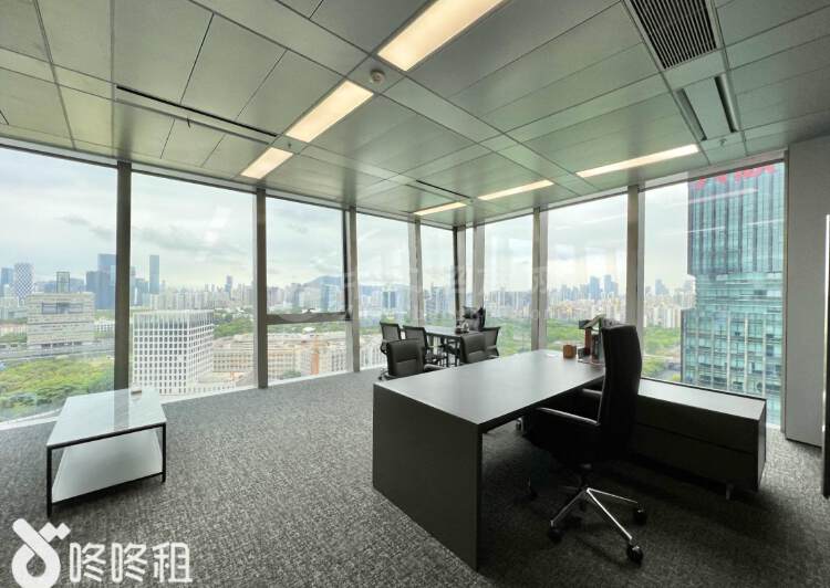 汉京金融中心160平！带全新家私精装办公室！户型方正采光好！4