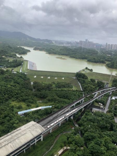 地铁口物业带精装修户型方正实用高楼层视野好4