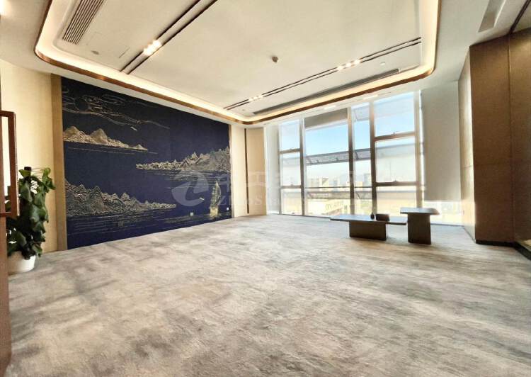 东海国际中心658平豪华装修电梯口单位户型方正免租期3个月起7