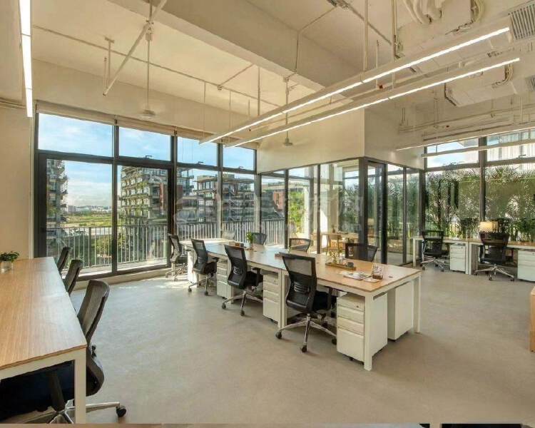 生态园林看湖景环境带阳台采光的办公室家私空调全齐大小均有