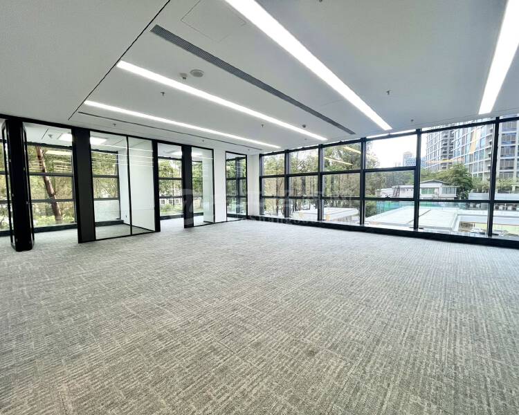 华侨城精装修办公室大小面积都有200平起租