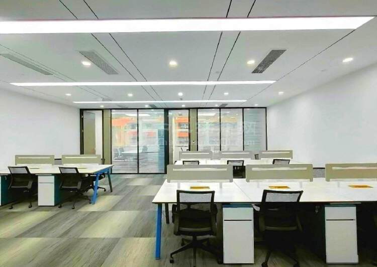 南山科技园带精装修办公室带全套办公家私大小面积可分2