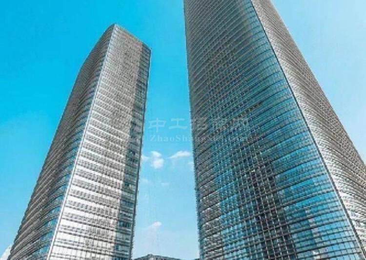 中洲控股大厦高层3加1格局220平精装修配全套家私办公室2