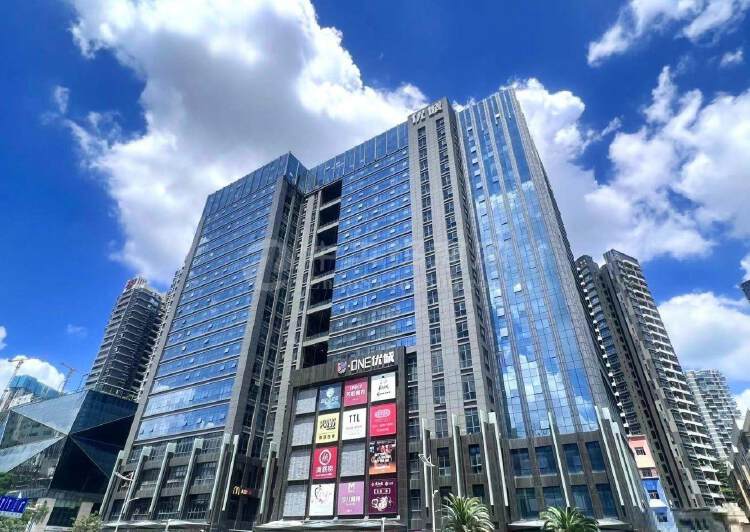 龙华民治地铁优城商务大厦184平米精装修户型方正9