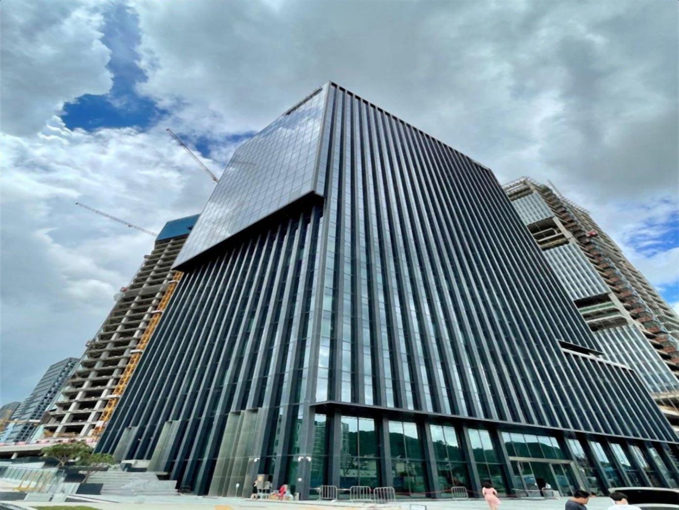 西丽留仙洞地铁口800平电梯口精装修 西丽留仙洞地铁口800平电梯口精装修