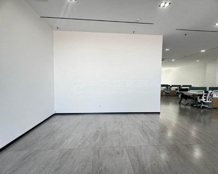 西丽大学城电商园区300平精装办公室出租户型方正交通便利