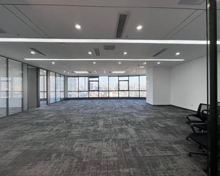 科技园新楼豪华装修纯320平大气办公环境