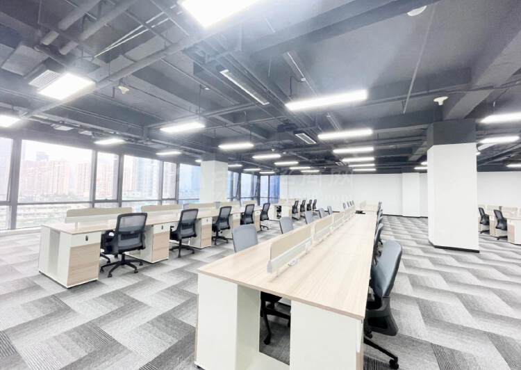 办公室出租科技园深圳湾软件生态园670平精装朝南带家私2