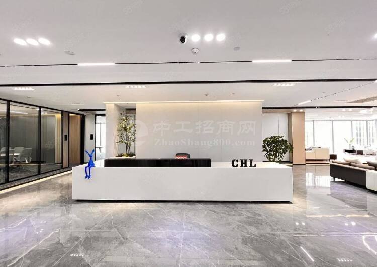 华侨城智慧广场小整层800平科技装修带家私带两个露台1