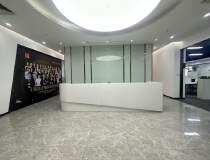 近机场1000平米整层精装正对电梯带大型会议室采光好