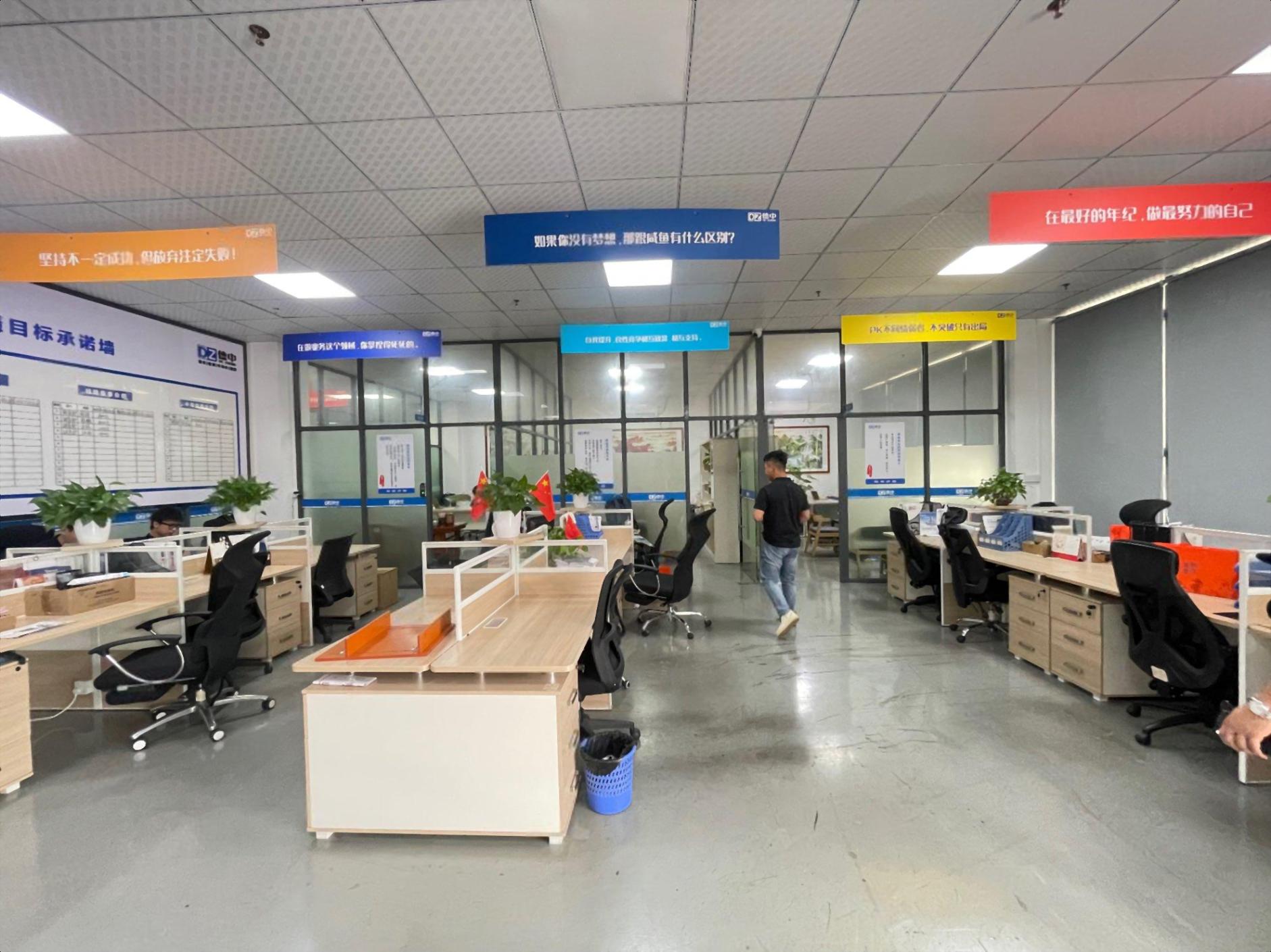 地铁口豪华装修西乡800平带装修厂房仓库出租原房东 地铁口豪华装修西乡800平带装修厂房仓库出租原房东