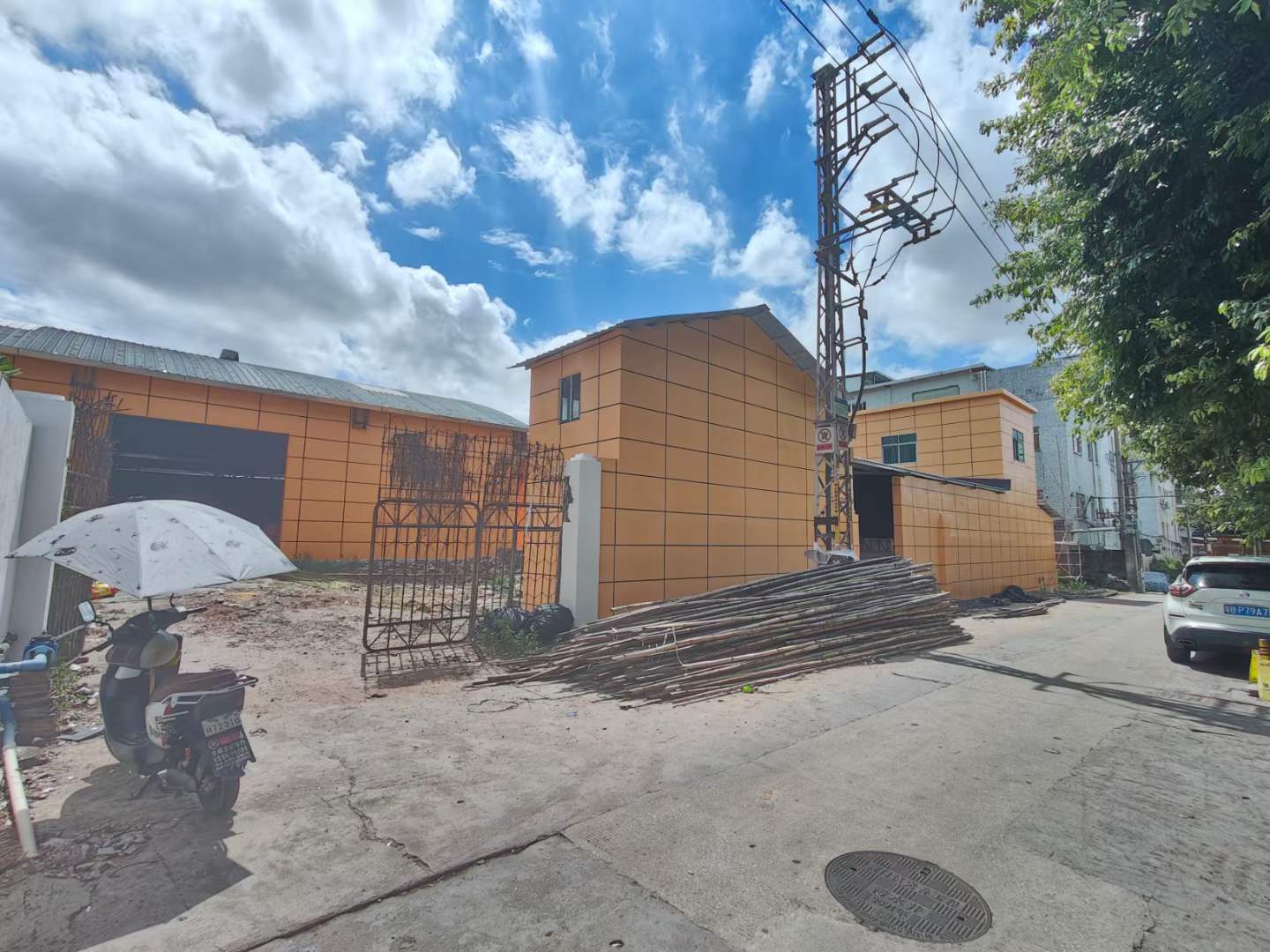 虎门镇布料市场附近新出独门独院单层厂房2300平方